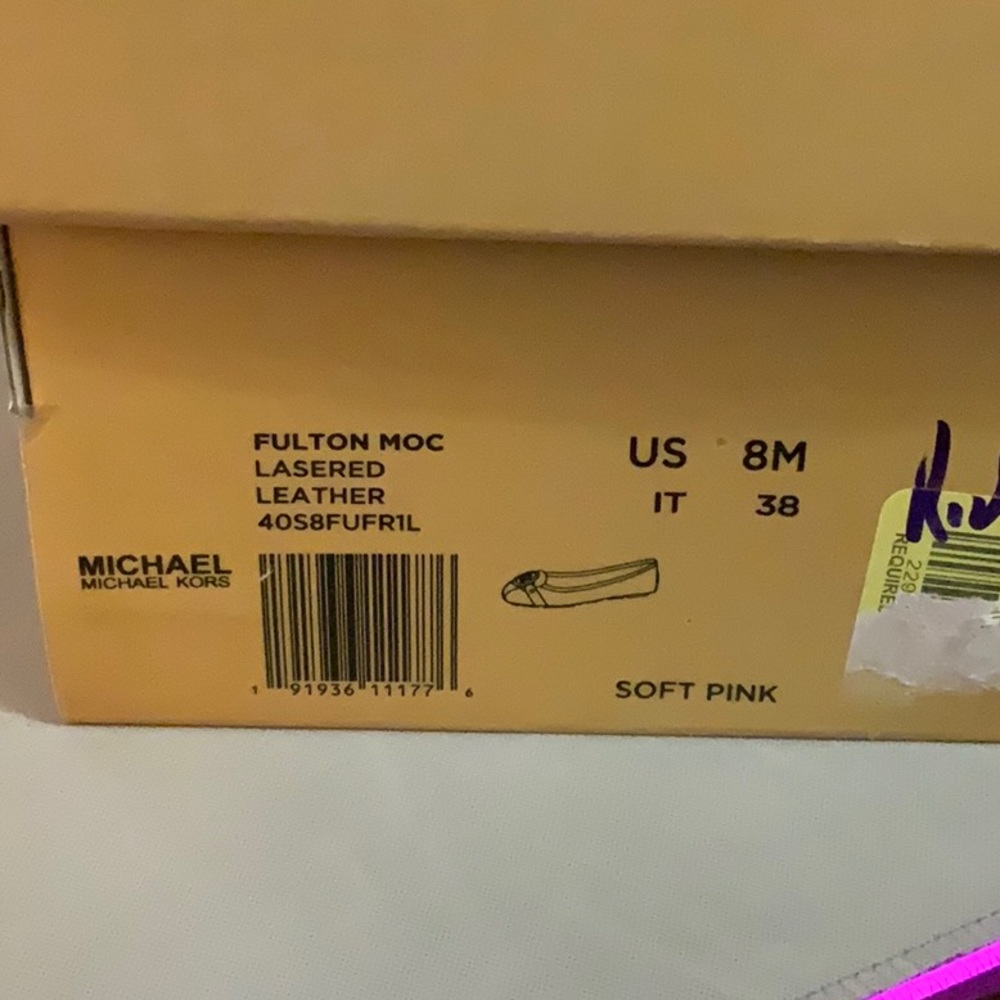 Michael Kors Fulton Moccasin - Picture 9 of 9
